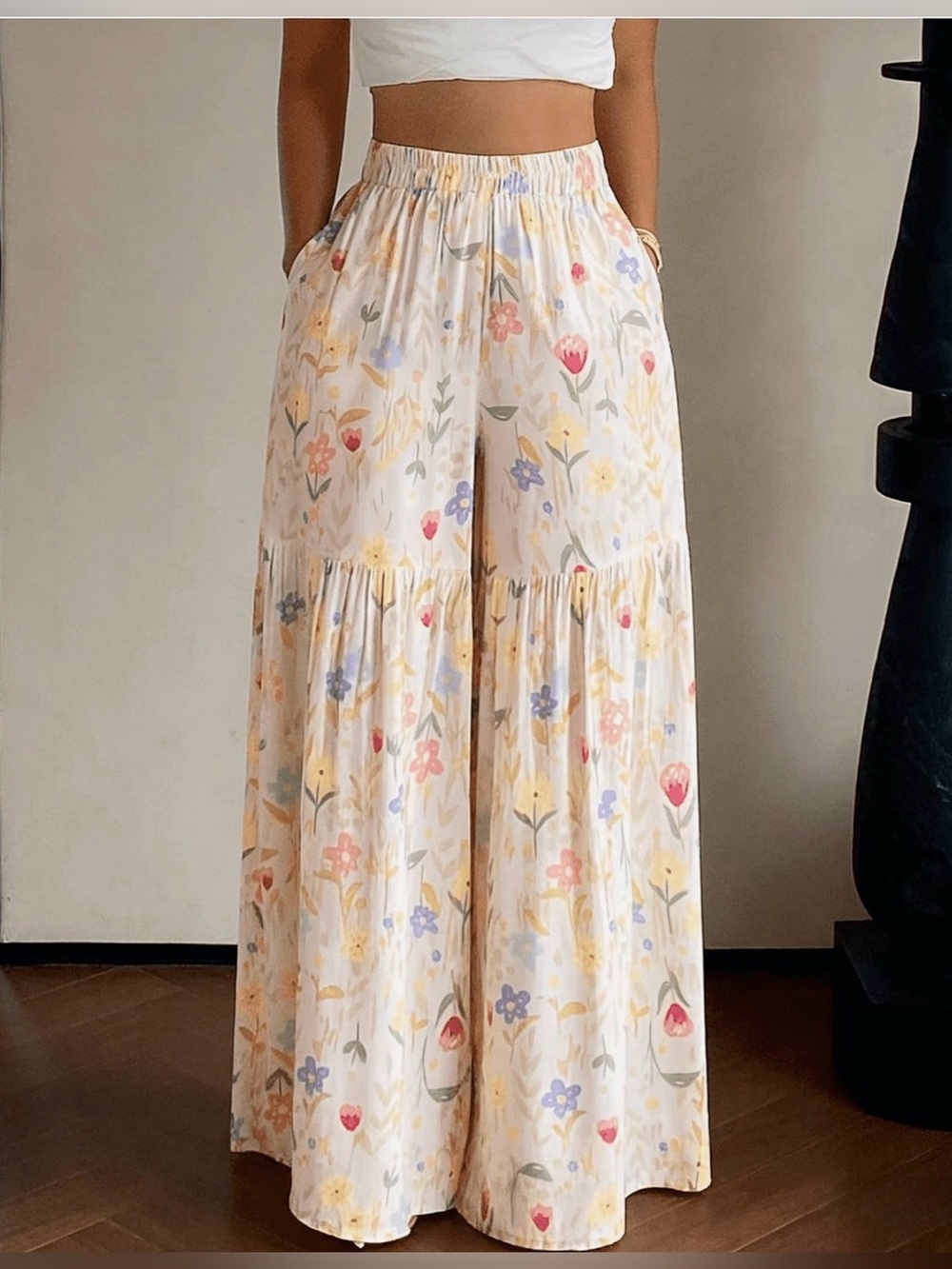 141. LIGHT FLORAL WIDE LEG PANTS